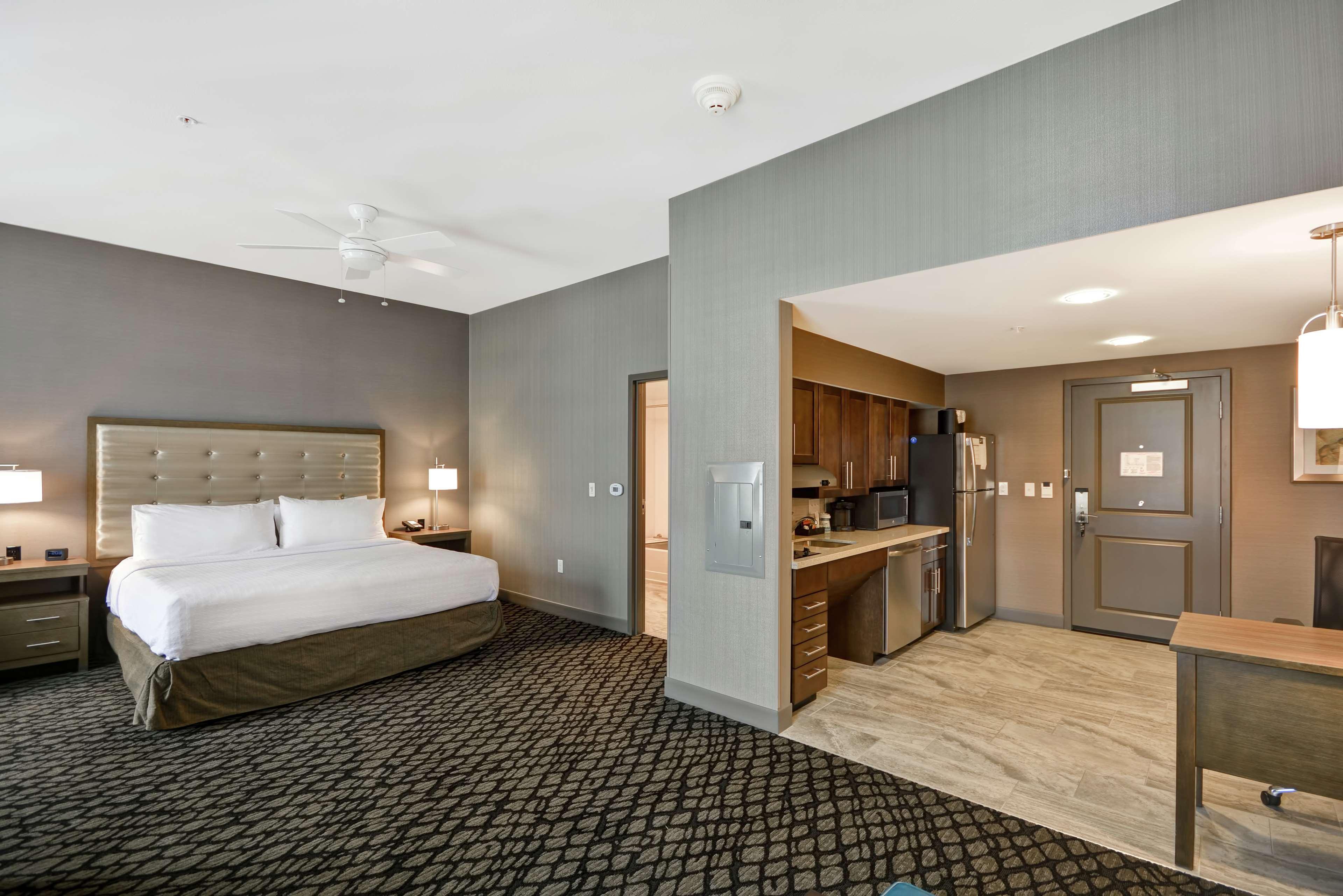 Homewood Suites By Hilton Warren Detroit Bagian luar foto