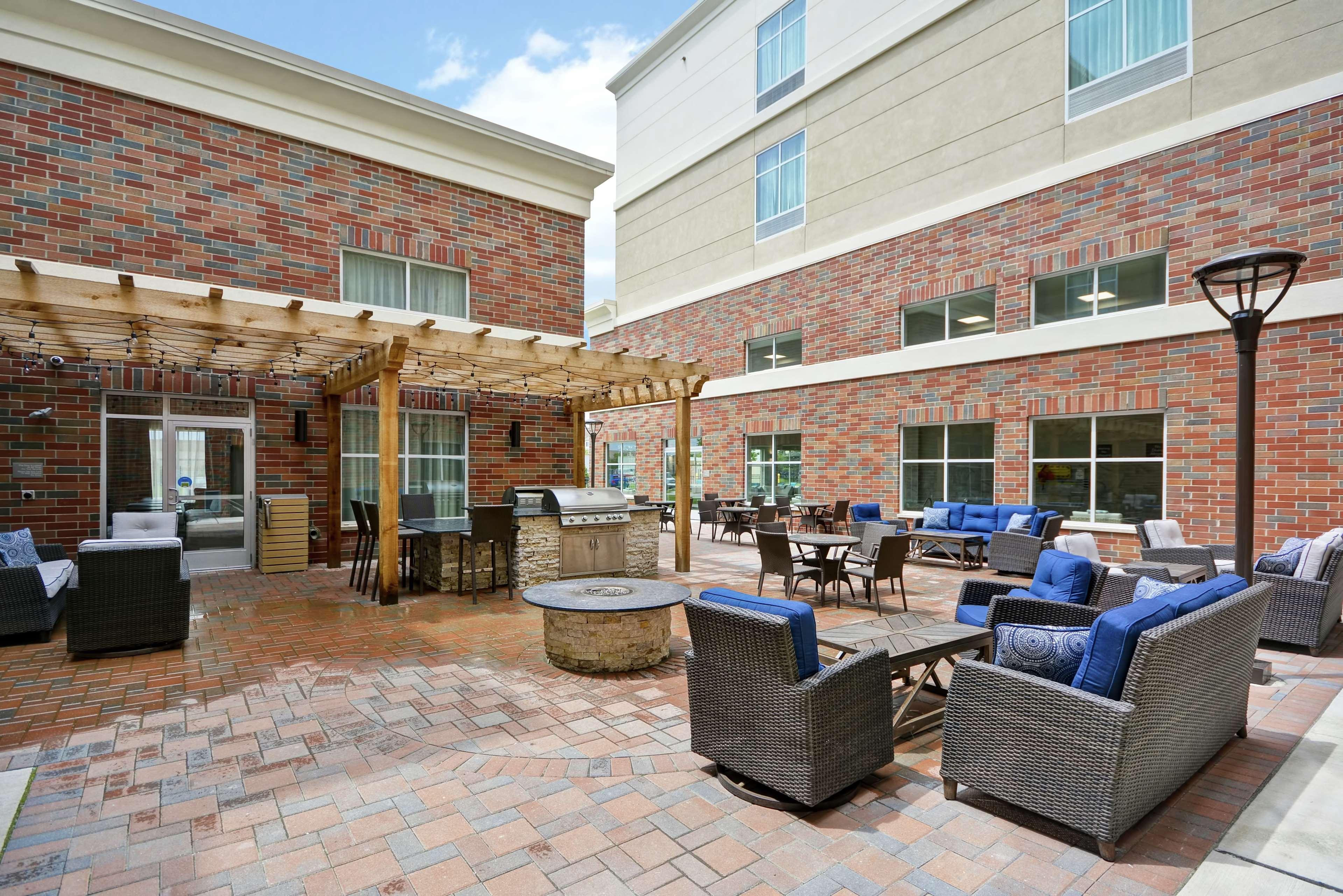 Homewood Suites By Hilton Warren Detroit Bagian luar foto
