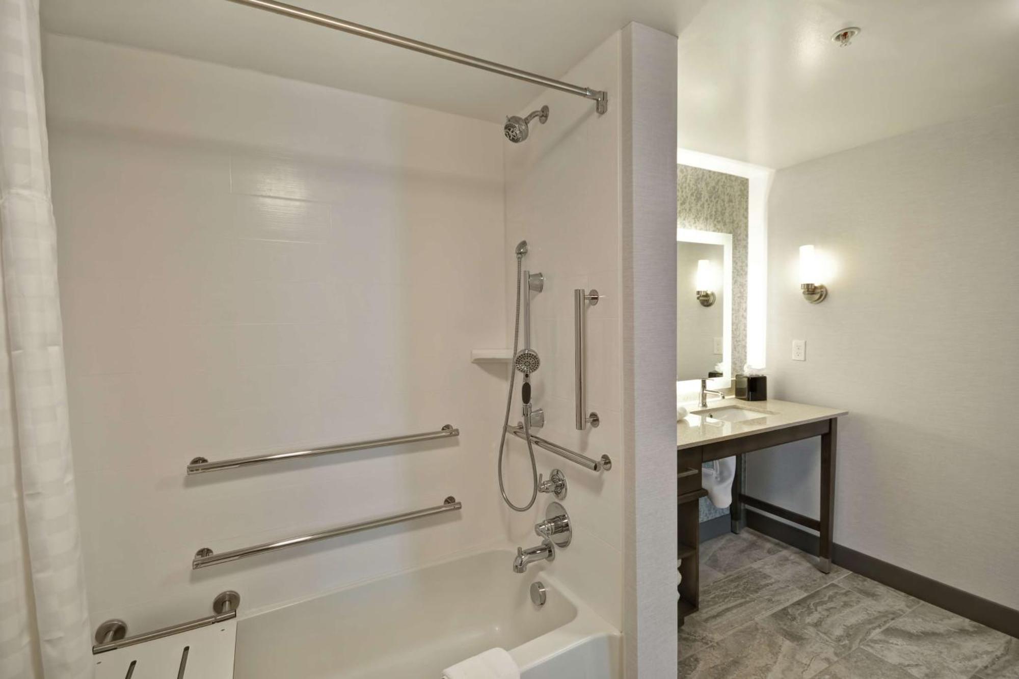 Homewood Suites By Hilton Warren Detroit Bagian luar foto